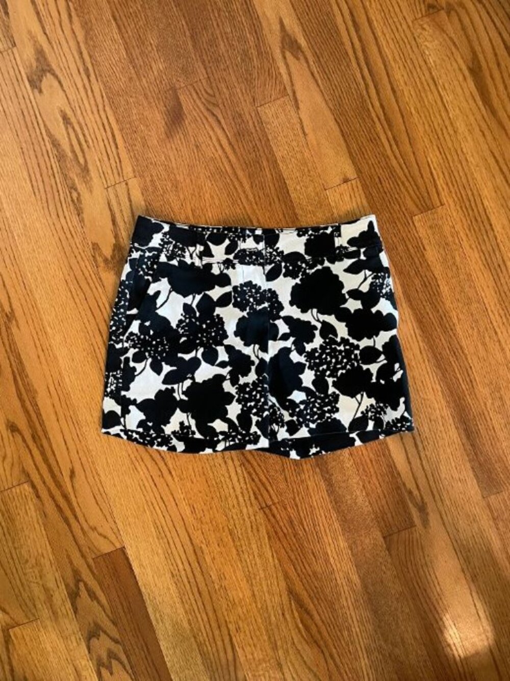 Limited shorts